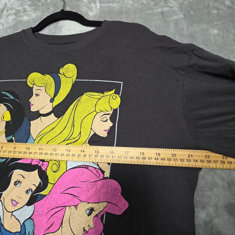 Disney Princess Graphic T-Shirt Womens Large gray Cotton Ariel Belle Snow White - Picture 5 of 7